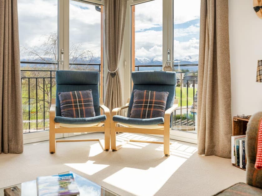 Open plan living space | The View at No10, Aviemore