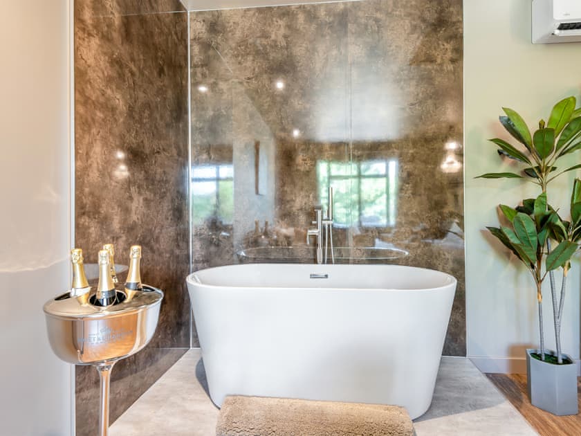Bathroom | Dovecote Cottage, Downham Market