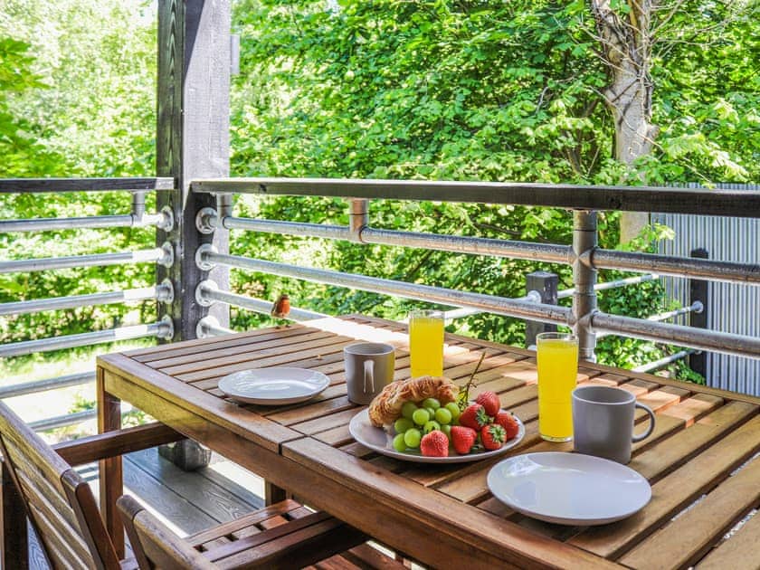 Terrace | Dinas Lodge - CWM Cadnant, Caernarfon