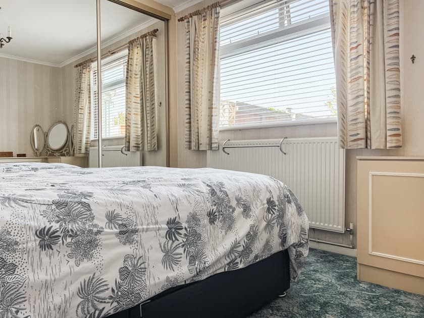 Double bedroom | Cwtch Cottage, Cardiff