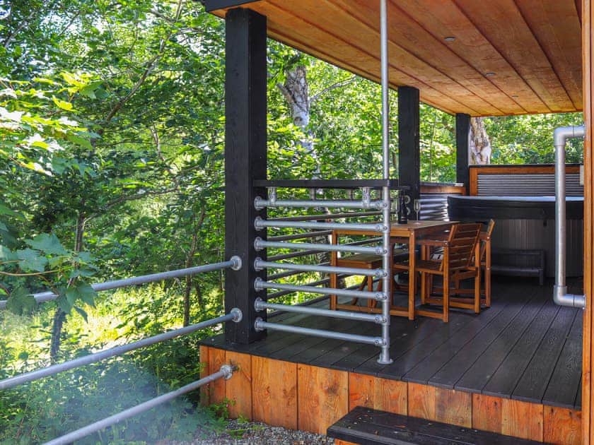 Decking | Peris Lodge - Cwm Cadnant, Caernarfon