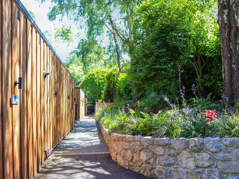 Exterior | Peris Lodge - Cwm Cadnant, Caernarfon