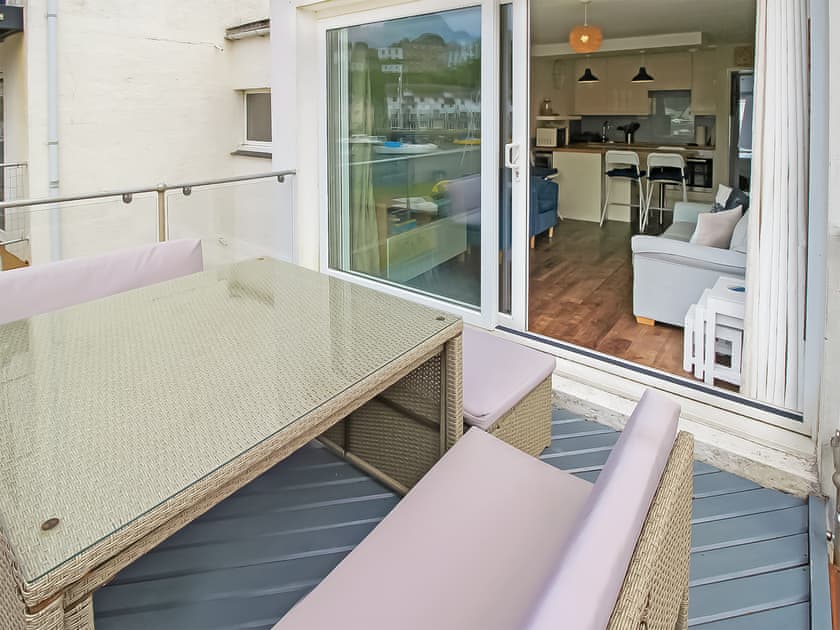 Balcony | Dros Y Dwr, Porthmadog