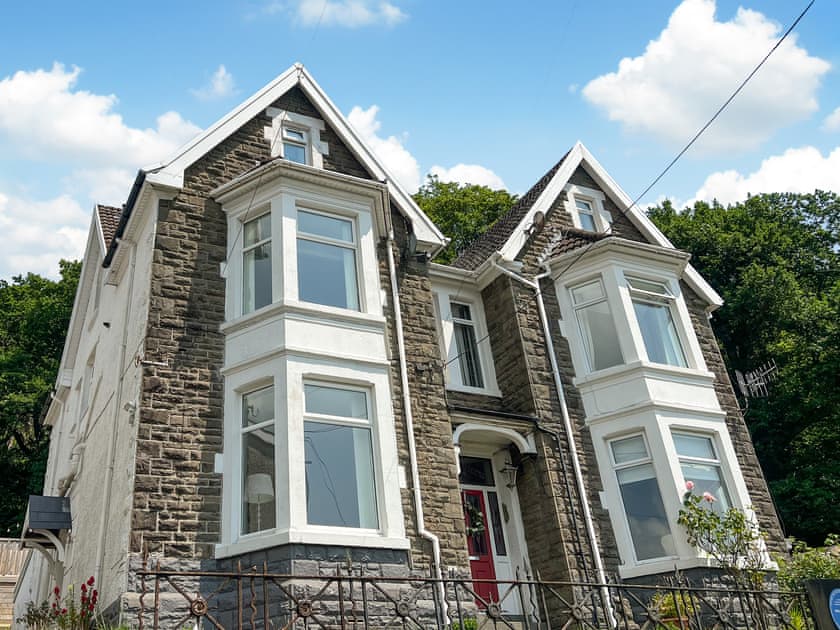 Exterior | Mabon House, Pentre