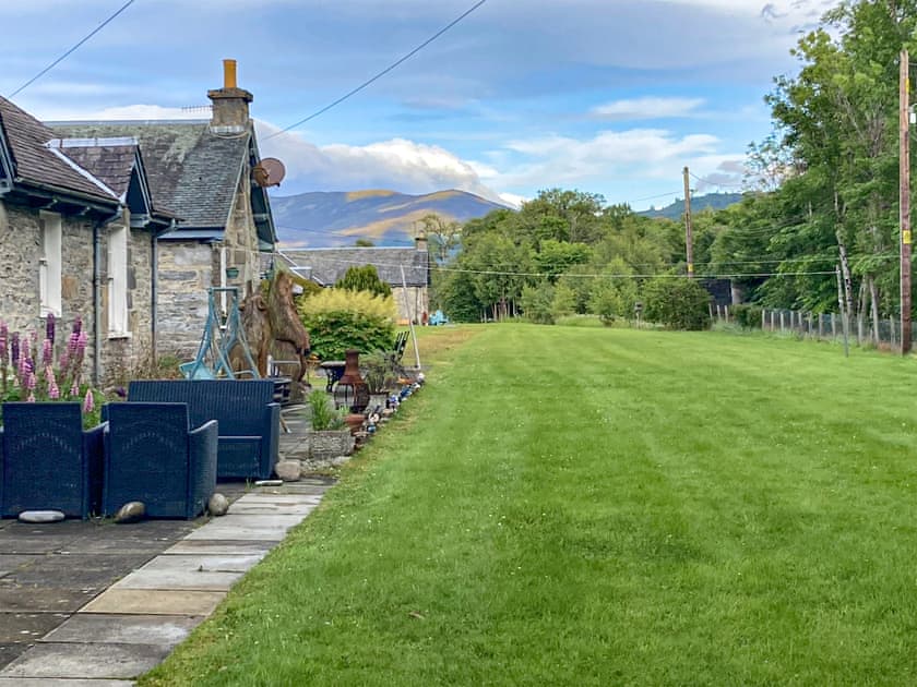Outdoor area | Riverside Cottage, Blair Atholl
