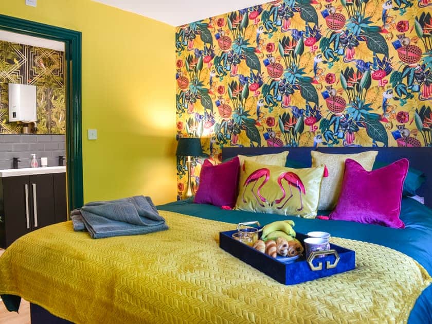 Double bedroom | The Retreat, Ringwood, near Wimborne