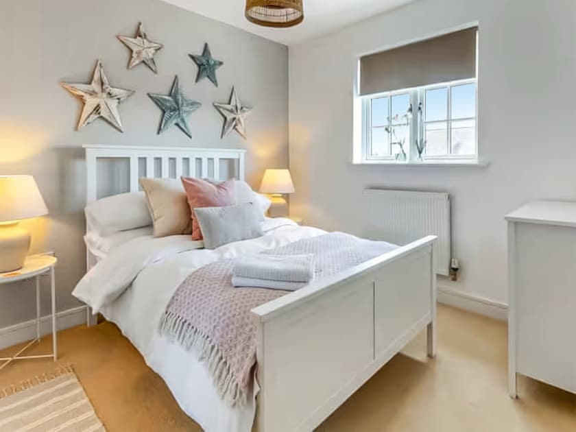 Double bedroom | Manuka Cottage, Totnes