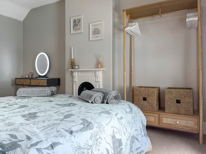 Double bedroom | Rose Cottage, Cromford