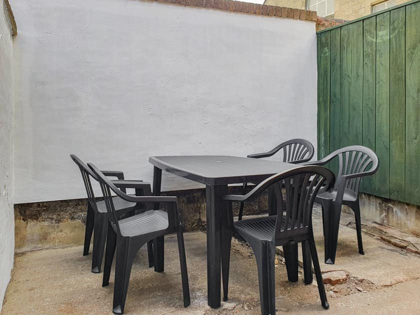 Sitting-out-area | Turtles Nest, Newbiggin by the Sea