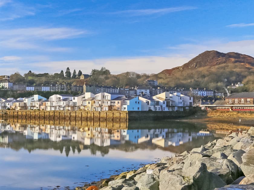 Surrounding area | Harbour Flat, Porthmadog