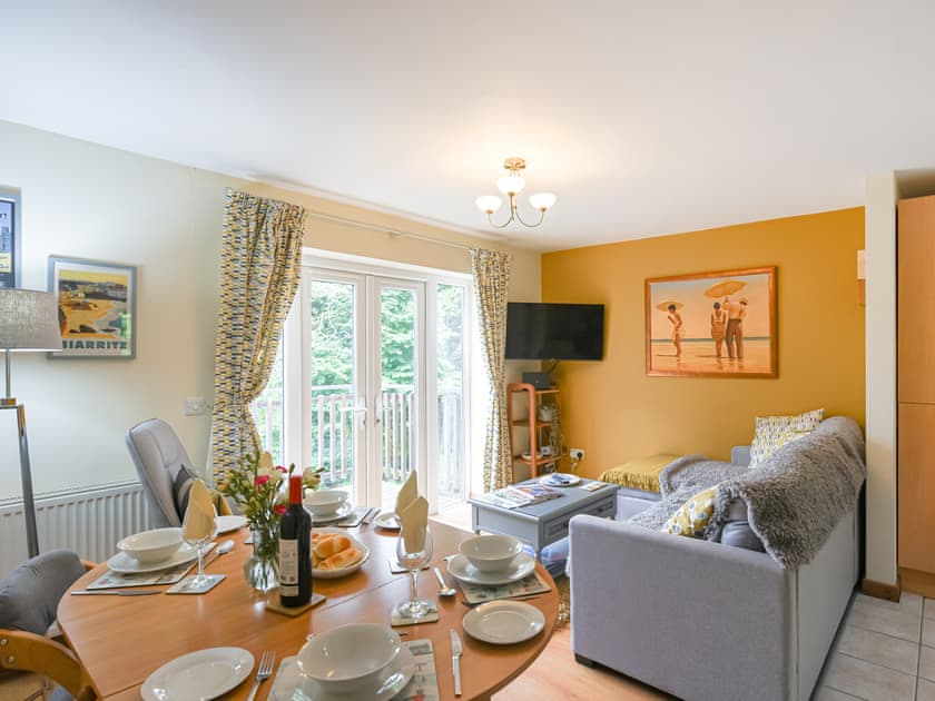 Open plan living space | Tides Reach - Tides Reach and Treetops, Aberdyfi