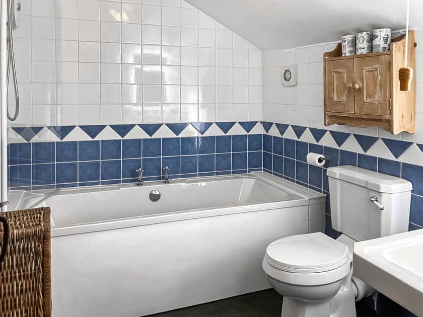 Bathroom | Horseshoe Cottage, Nordham, near Beverley