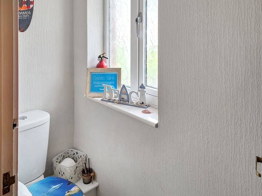 Bathroom | The Bee Happy House, Filey