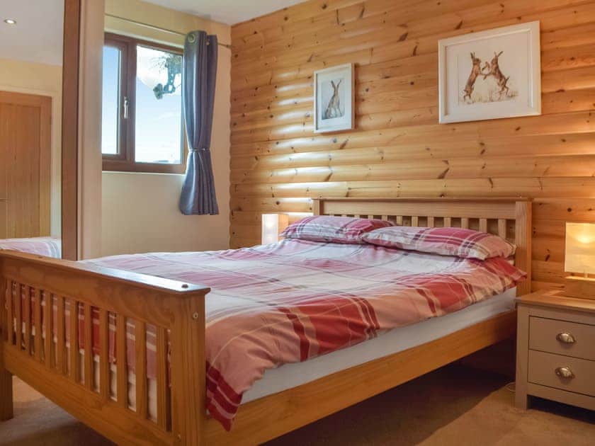 Double bedroom | Herons Log Cabin, Rosebush
