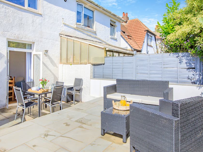 Sitting-out-area | Sansavino, Preston