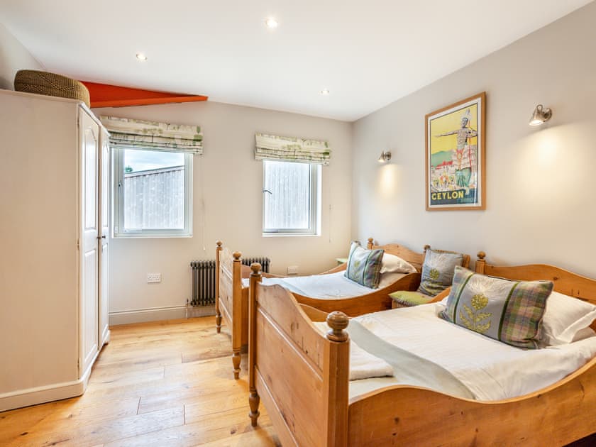 Twin bedroom | Homewood - Midgham Long Copse, Midgham