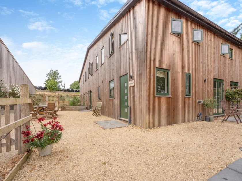 Exterior | Homewood - Midgham Long Copse, Midgham