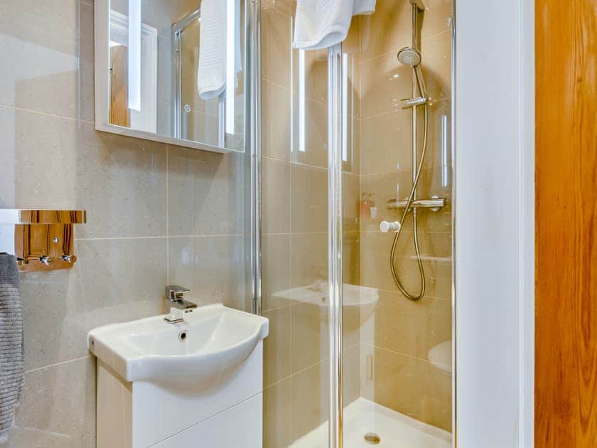 Bathroom | Jorvik Villas, York