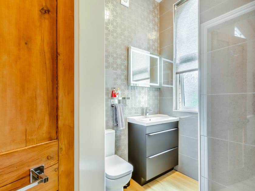 Bathroom | Jorvik Villas, York