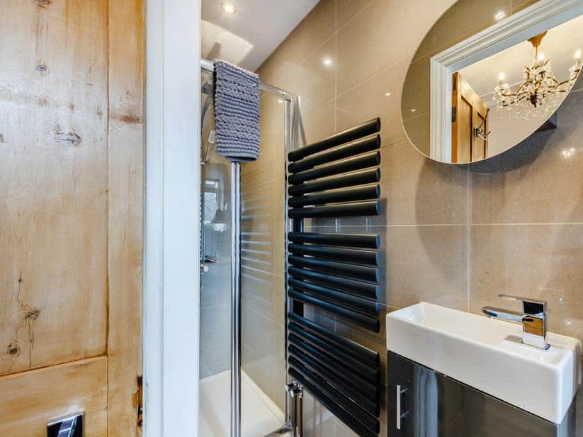 Bathroom | Jorvik Villas, York