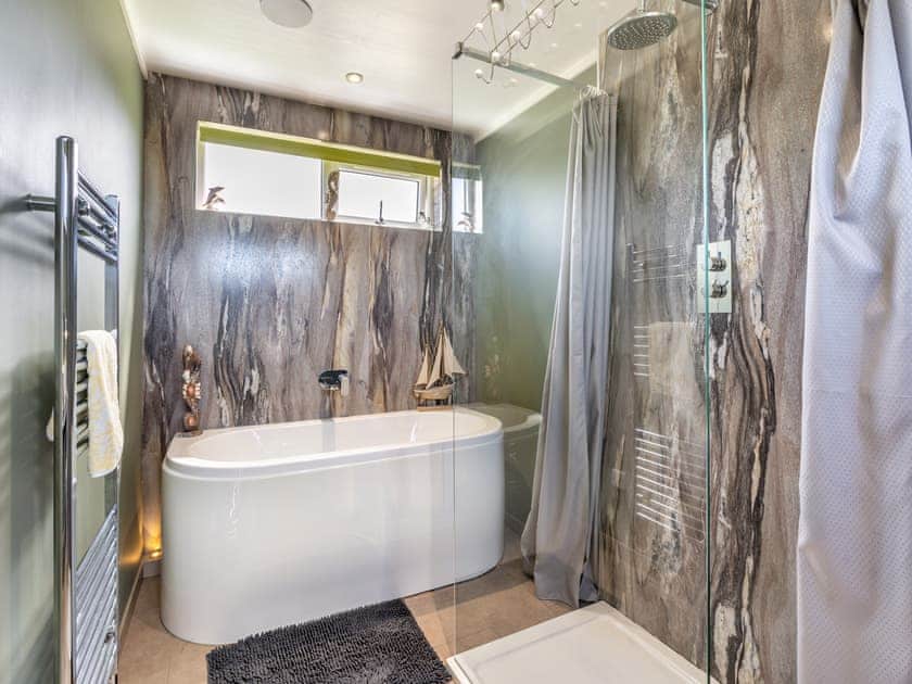 Bathroom | Tranquillity - Dinas Country Club, Dinas, near Fishguard