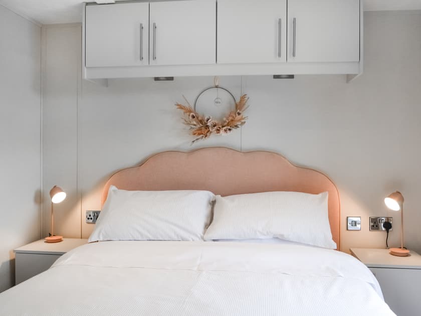Double bedroom | Pond’s View, Sewerby