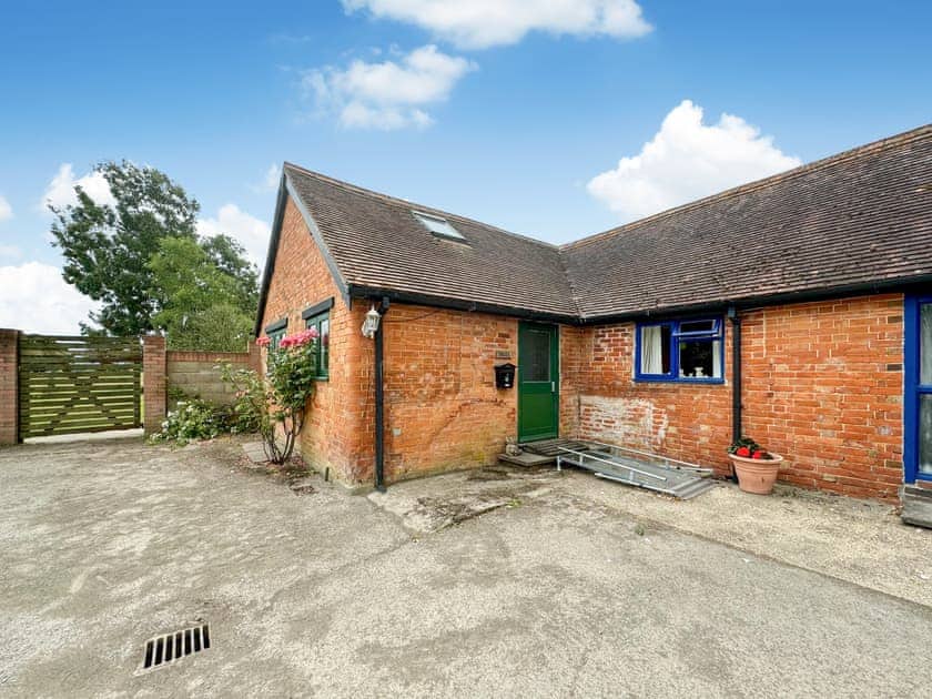 Exterior | Triss - Bowling Green Farm, East Orchard, near Shaftesbury