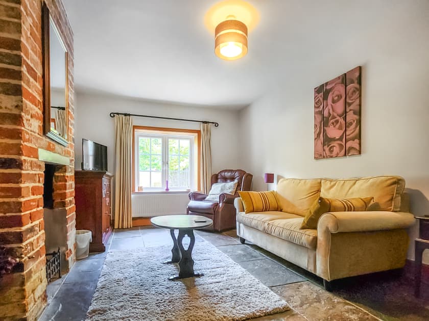 Living room | Pigeon Coo Farmhouse, Hamstead, near Yarmouth