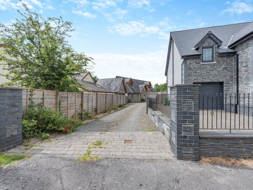 Exterior | Ty Afon Jay - Ty Afon, Garnant, near Ammanford