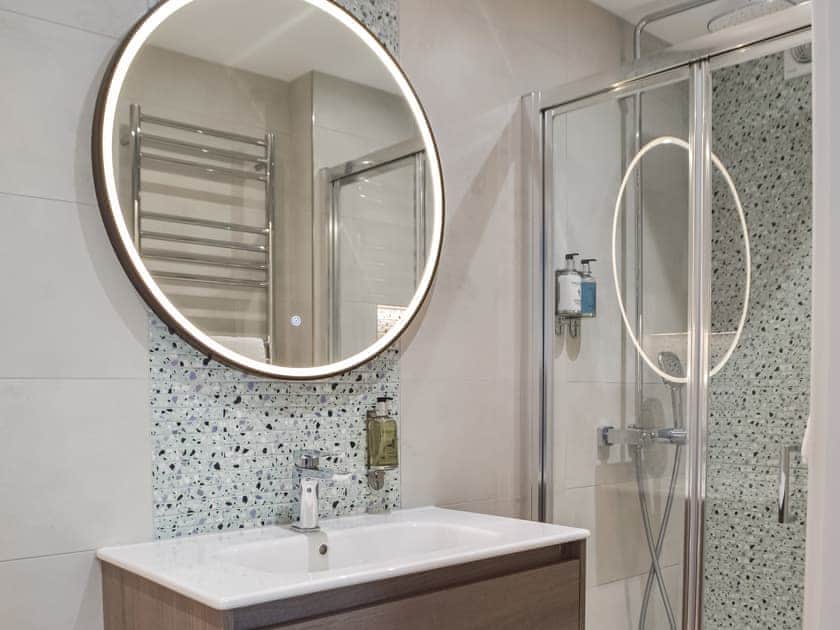 Shower room | Ty Mor - Gwbert Holiday Cottages, Gwbert, near Cardigan