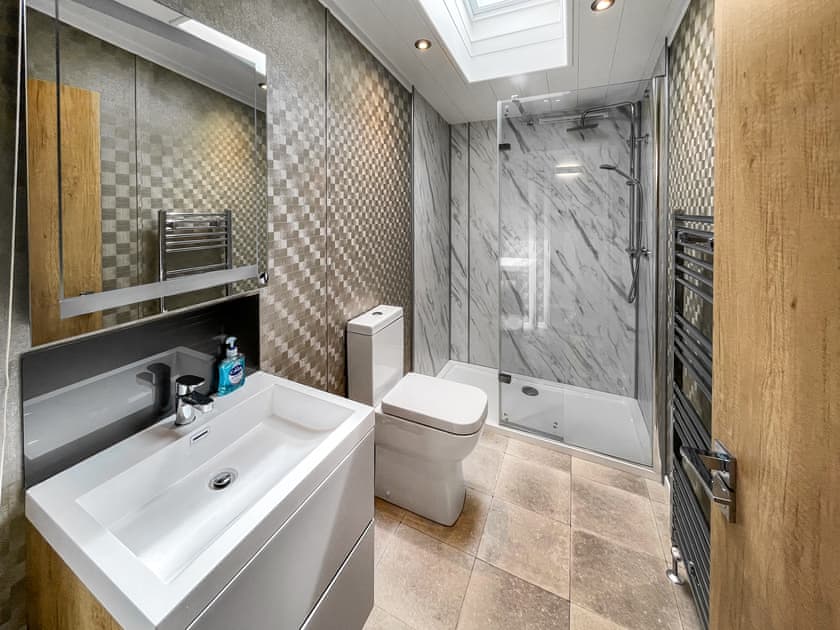 Bathroom | Sea View 82 - Bonnie Escapes, Southerness