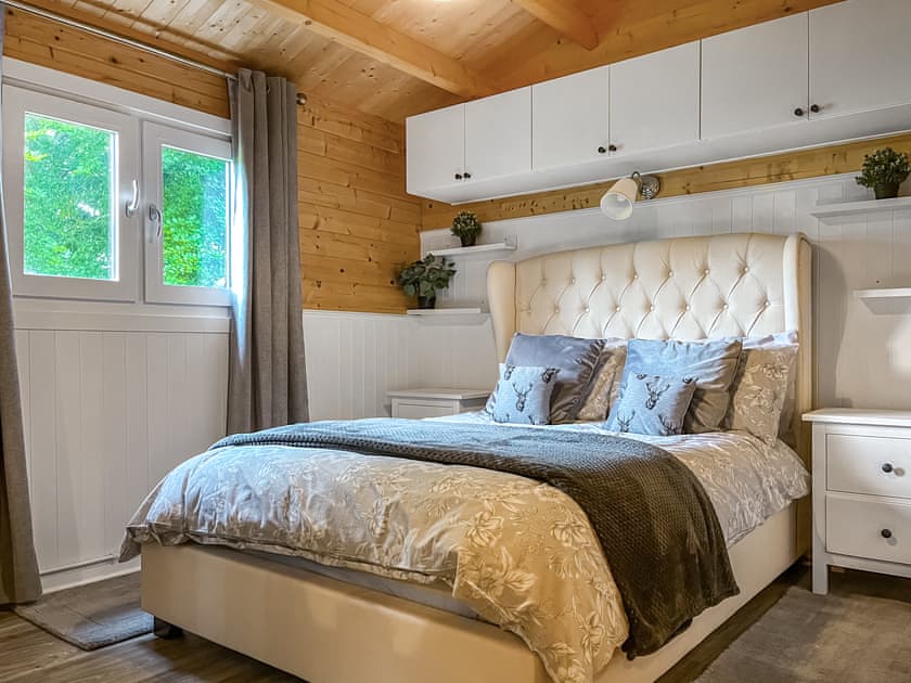 Double bedroom | Ivy Lodge, Rudyard, near Leek