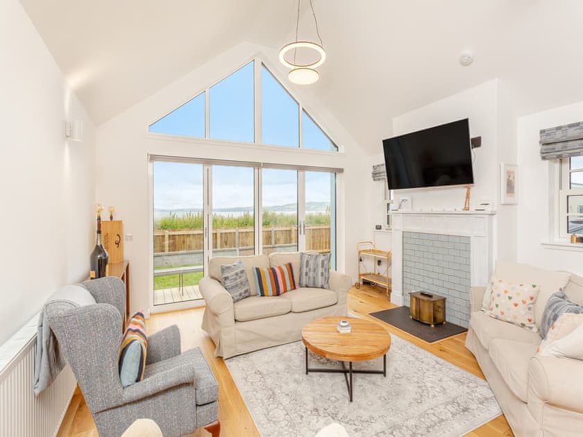 Open plan living space | Sandakan, Inverness, near Nairn