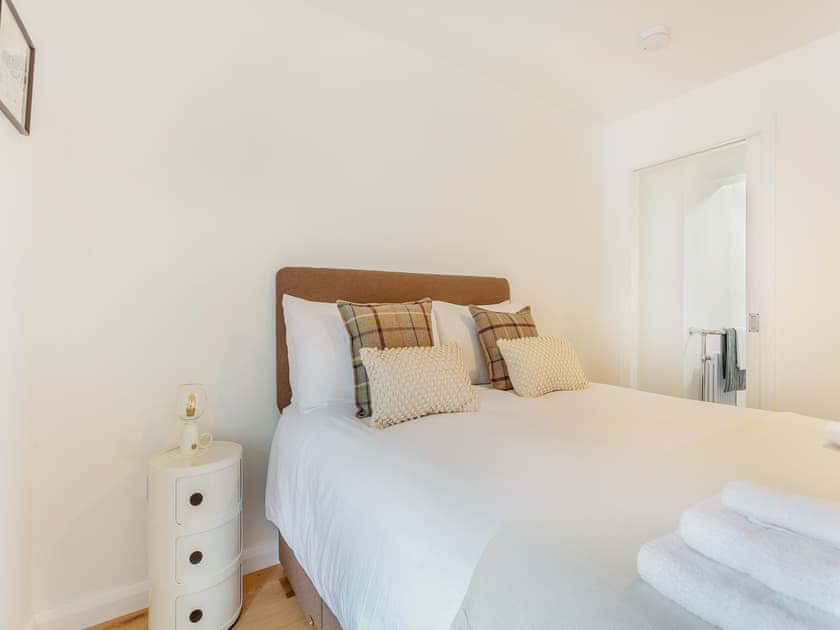 Double bedroom | Sandakan, Inverness, near Nairn