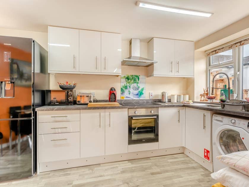 Open plan living space | Backburn Falls - Highland Retreats, Cannich, near Beauly