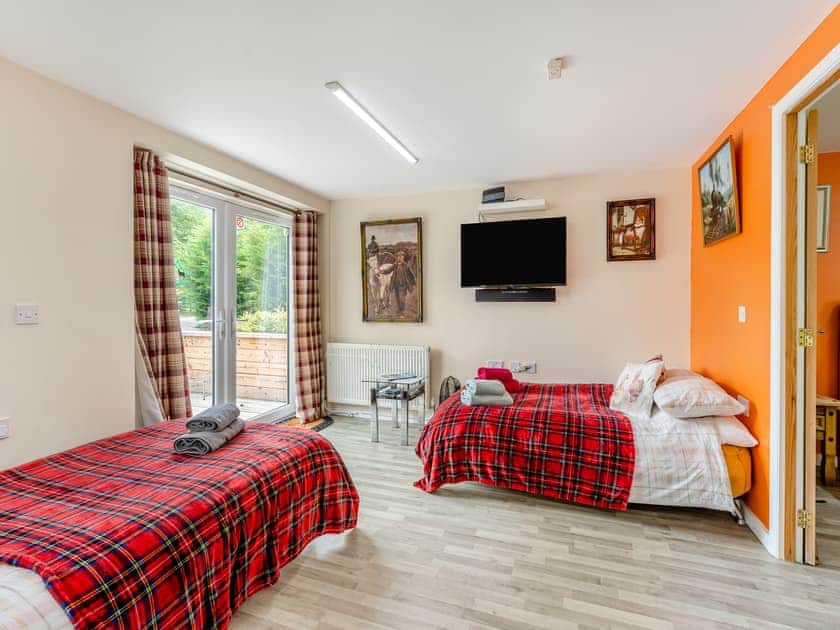 Open plan living space | Backburn Falls - Highland Retreats, Cannich, near Beauly