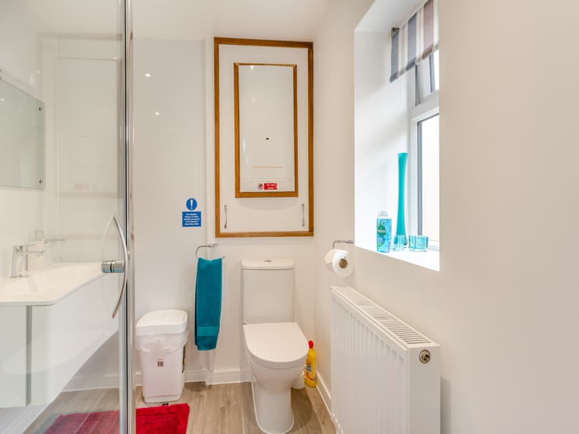 Bathroom | Backburn Falls - Highland Retreats, Cannich, near Beauly