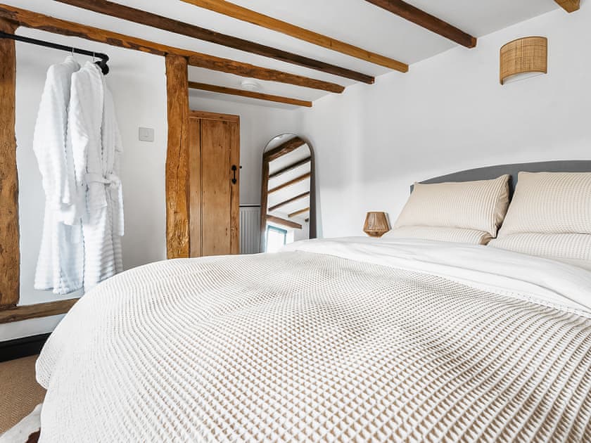Kingsize bedroom  | The Snug, Combe Martin