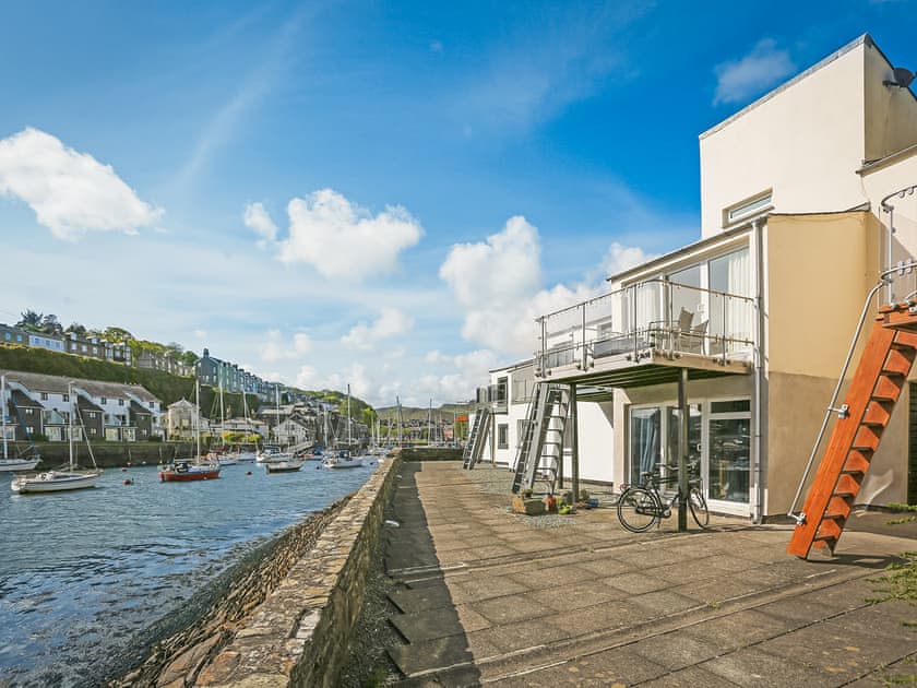 Exterior | Anchor Watch, Porthmadog