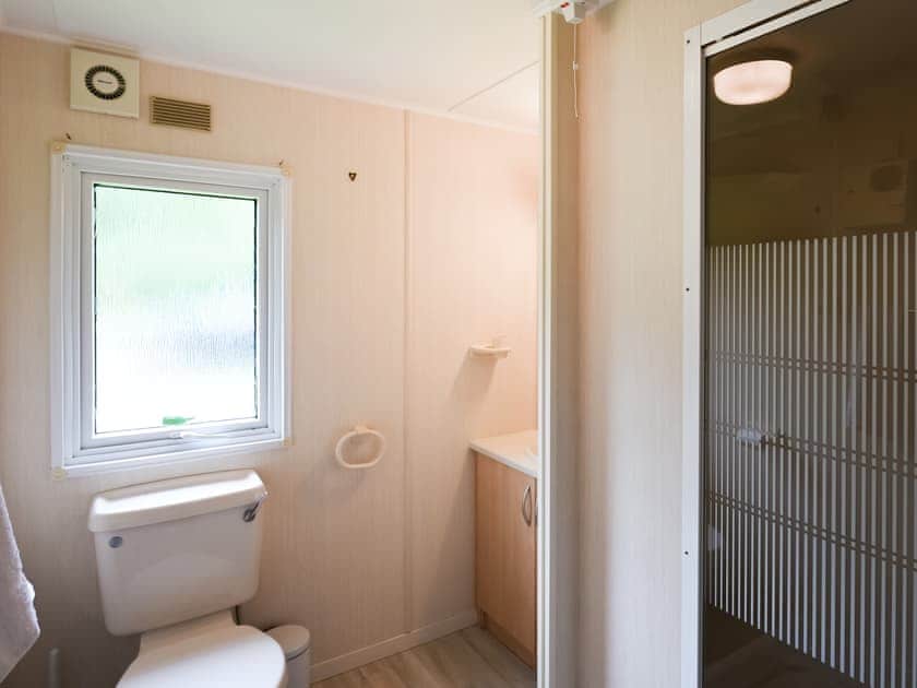 Shower room | The Beehive C29 - Garth Holiday Park, Machynlleth