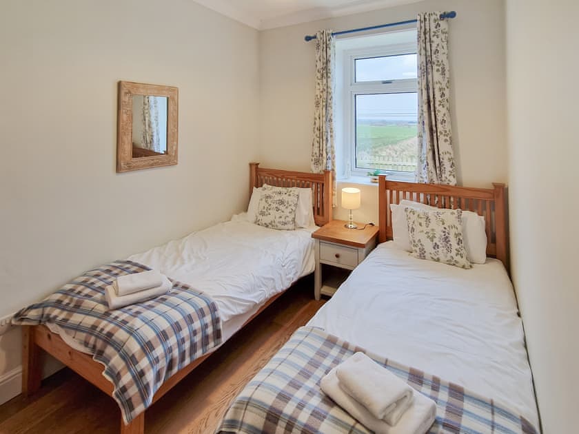 Twin bedroom | Caerlaverock CottagesBankswood Cottage,  Caerlaverock, near Dumfries
