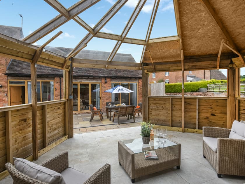 Summerhouse | Orchard Barn - Sydnall Farm, Bridgnorth and Ironbridge