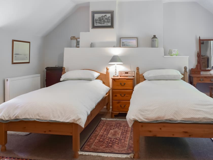 Twin bedroom | Wood Cottage, Stackpole Cheriton, near Pembroke