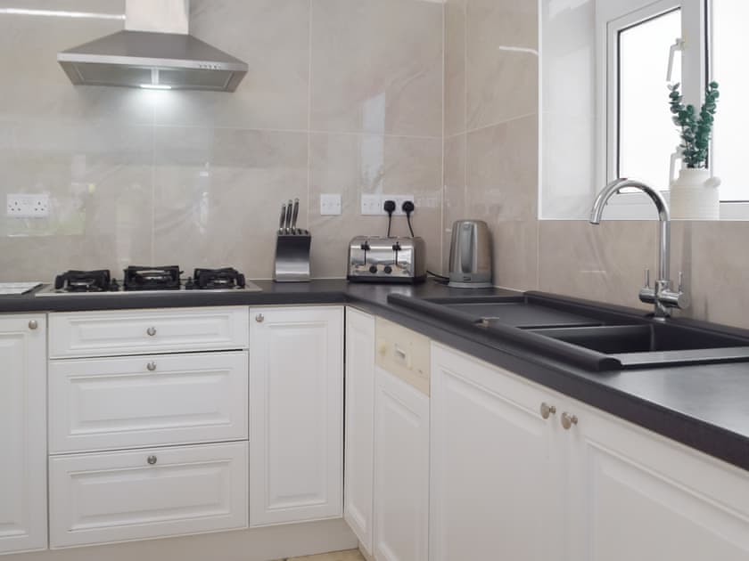 Kitchen | Ffin Yr Afon - Gwbert Holiday Cottages, Gwbert, near Cardigan