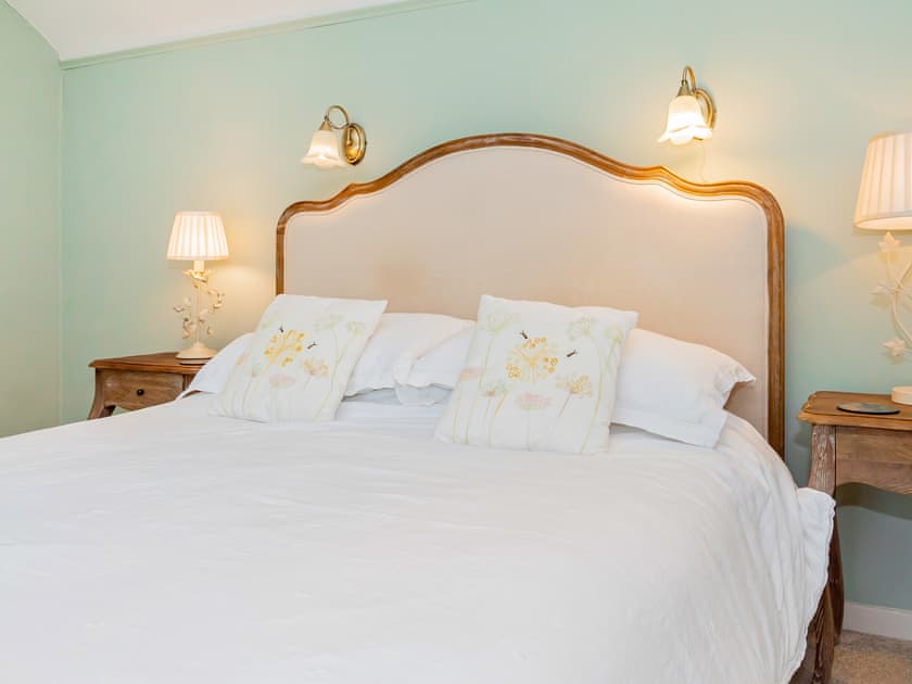 Master bedroom | Salters Cottage, Boldre, near Lymington