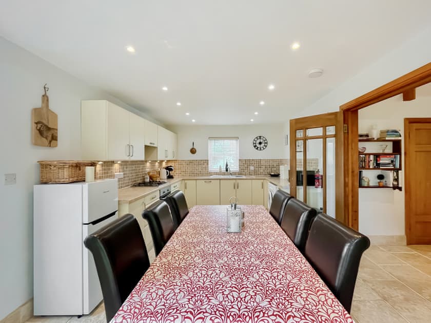 Kitchen/diner | Copper Cottage, Atworth, Near Melksham