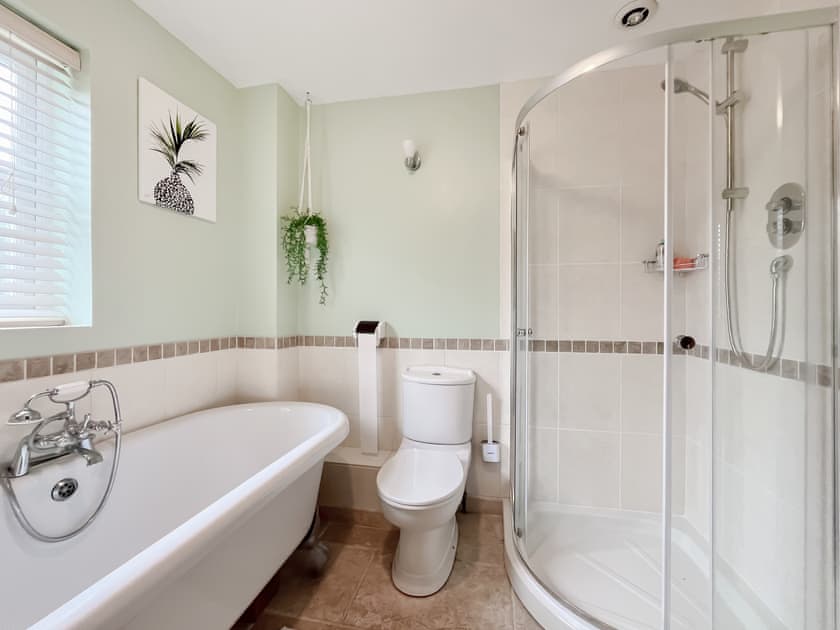 Bathroom | Copper Cottage, Atworth, Near Melksham