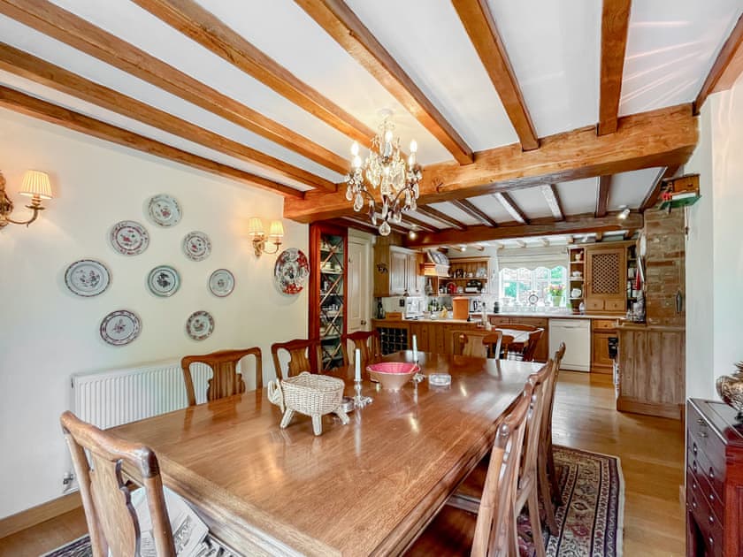 Dining room | Mulberry CottageCasa Bonita, Shalbourne, near Marlborough