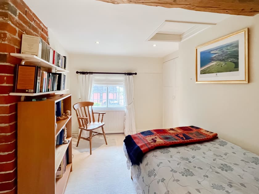 Single bedroom | Mulberry CottageCasa Bonita, Shalbourne, near Marlborough