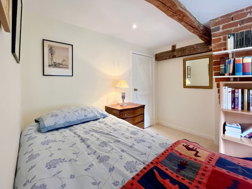 Single bedroom | Mulberry CottageCasa Bonita, Shalbourne, near Marlborough